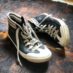 Lacoste Sneakers